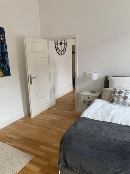Charmante Altbauwohnung Weinheim Bagian luar foto